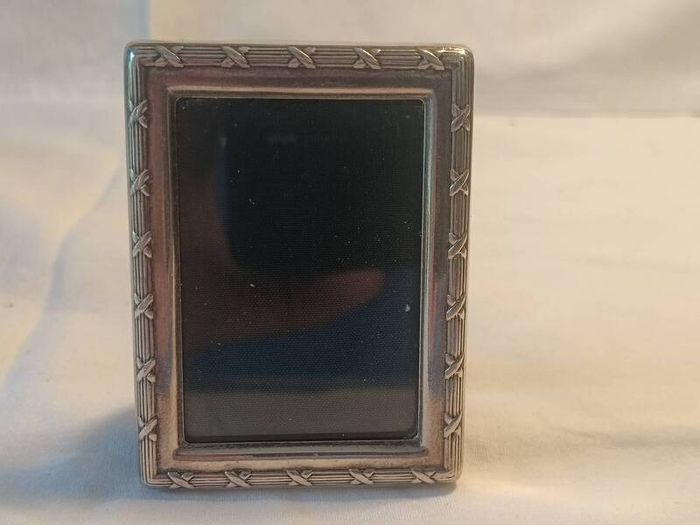 Carrs of Sheffield Sterling Silver Photo Frame