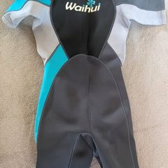 wetsuit