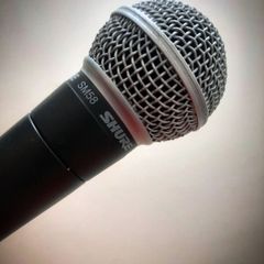 Shure sm58 mic as new, clip, foam and cable - 75 euros