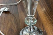 2 table lamps