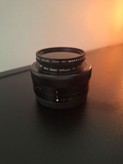 Panasonic Lumix 12-32mm f/3.5-5.6