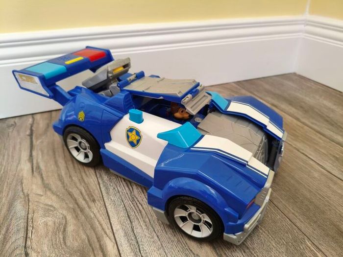 Paw patrol Chase GIANT Police Car including bike and sounds