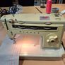 Singer Sewing Machine 514 Image 2
