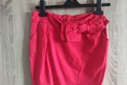 Red skirt mini fits Xs s worn once with bow