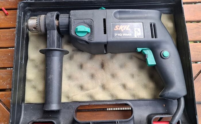 Skil hammer drill