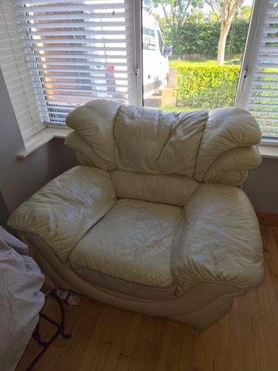 2 +1 cream leather set