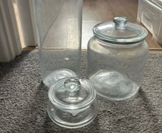 glass jars (3 )