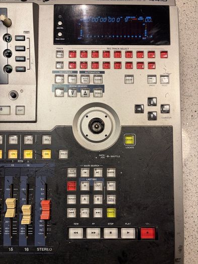Yamaha AW4416 Professional Audio Workstation + CD-RW Drive