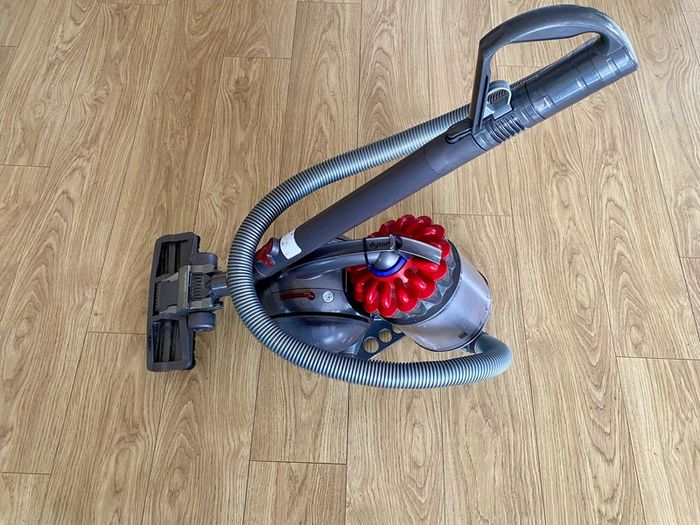 Dyson hoover for parts