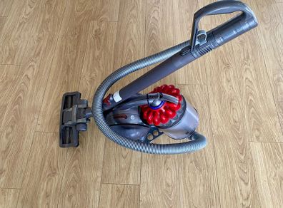 Dyson hoover for parts