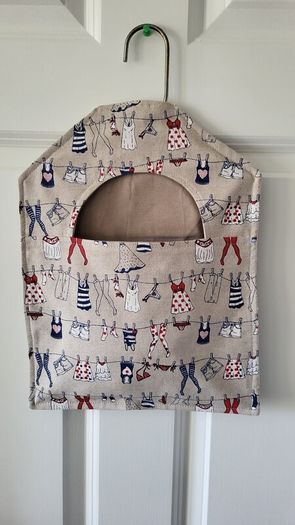 Peg bag. Fully lined.