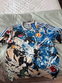man united stone roses jersey