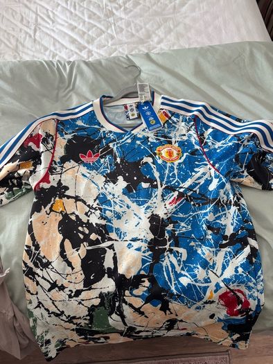 man united stone roses jersey