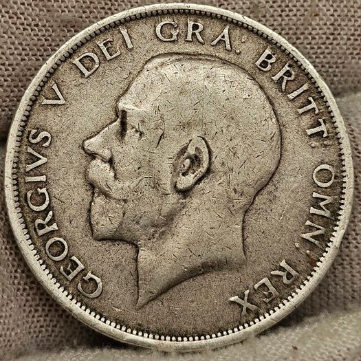 Great Britain Silver 1915 Half Crown King George V