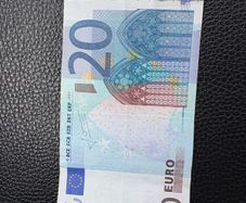 20 euro note 2002 used
