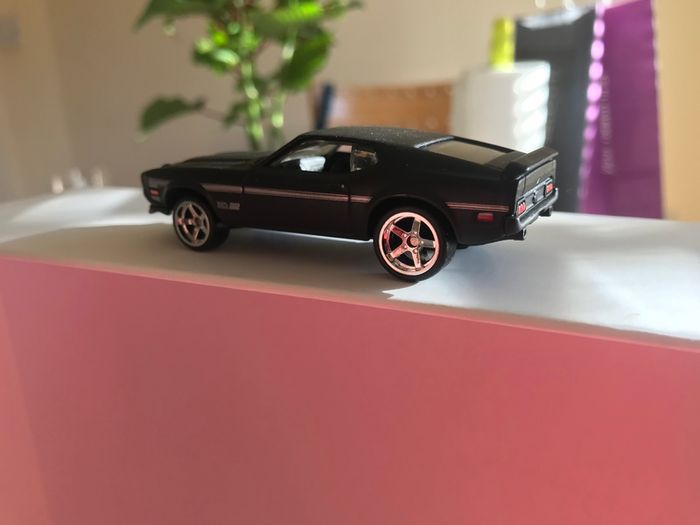 Hot Wheels Ford Mustang Match 1 premium