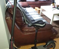 Electric scooter seat