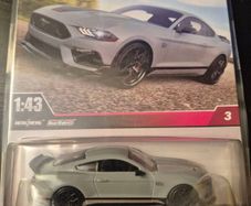 Hot Wheels Ford Mustang 1:43