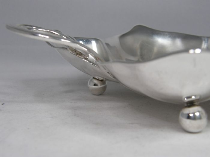 Vintage WMF Silver Plated Grape Vine Leaf Dish, Germany, 9.5 inches Footed Serving Bowl