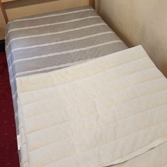 ikea single bed with foam mattress
