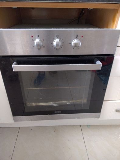 Single oven