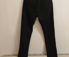 Mens Levis 502" Taper Jeans in black.