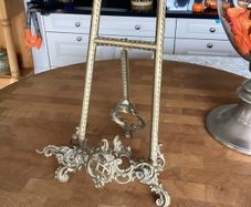 Brass picture stand