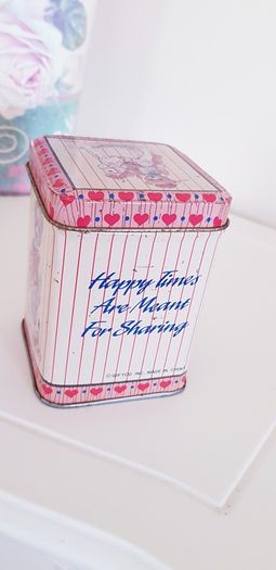 Old Kids Mini Tin