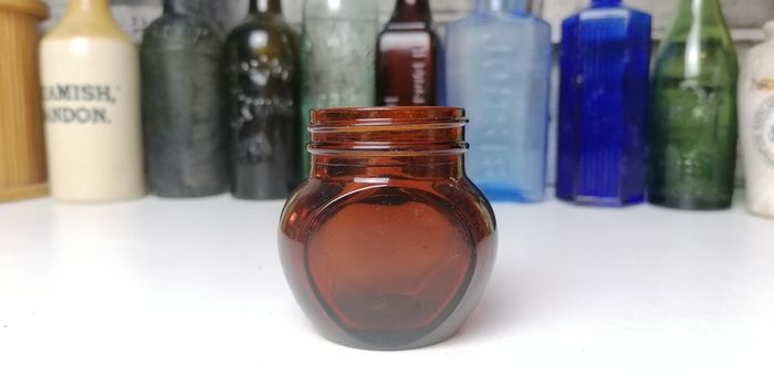 70 - Vintage 4oz Marmite Dark Brown Glass Jar
