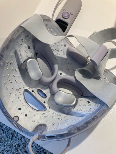 Shark Cryo LED Mask