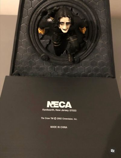 The Crow Neca fountain 2002