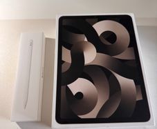 Apple iPad Air 5th Generation M1 and Apple Pencil 2nd Gen