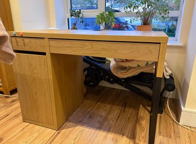 Very Urgent: Desk