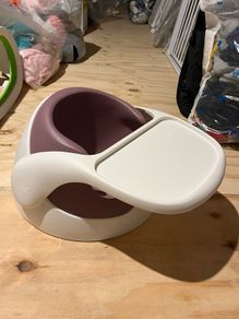Baby seat mamas and papas