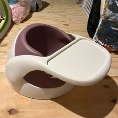 Baby seat mamas and papas