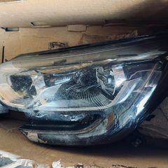 Passenger Headlight and light Driver Renault