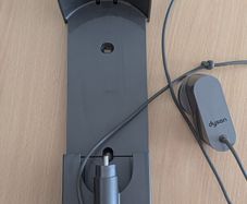 Dyson charger base V8