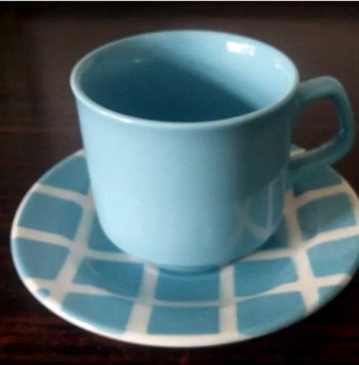 John Tams Vintage 1960's Cups, Checked Saucers and Side Plates ( 6 pieces altogether)