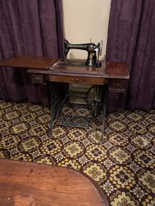 singer sewing machine with built in table top