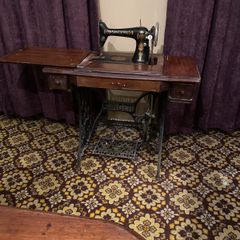 singer sewing machine with built in table top