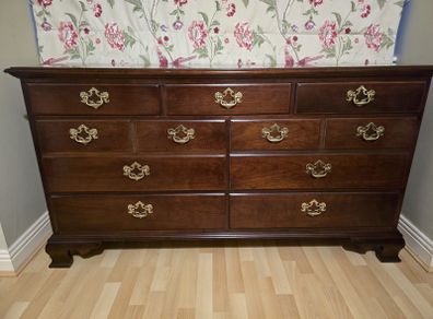 Mahogany Chest of Drawers