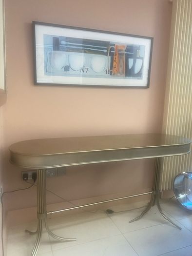 console Table