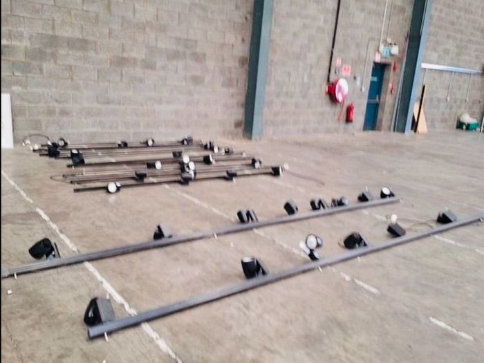 Prelux Nico Led Track Lights Job Lot Clearance - 55 Lights With 25 Rails