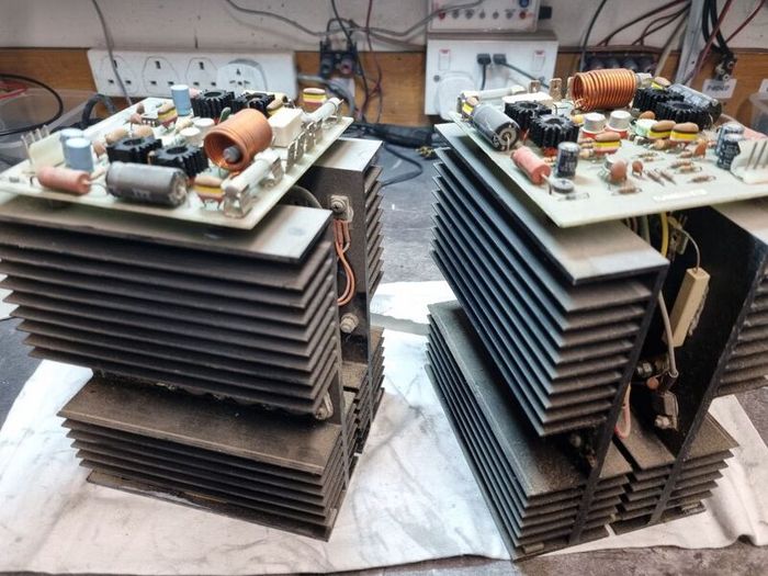 Revac DC-600 power amplifier