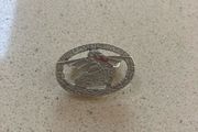 Italian Army Tank pin