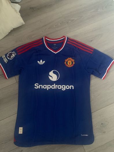 Manchester United away jersey 26/27
