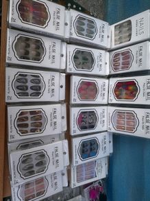 press on nails