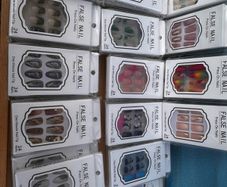 press on nails