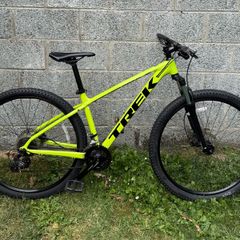 Trek Marlin 5 Mountain Bike