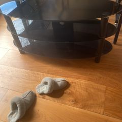large glass. tv table